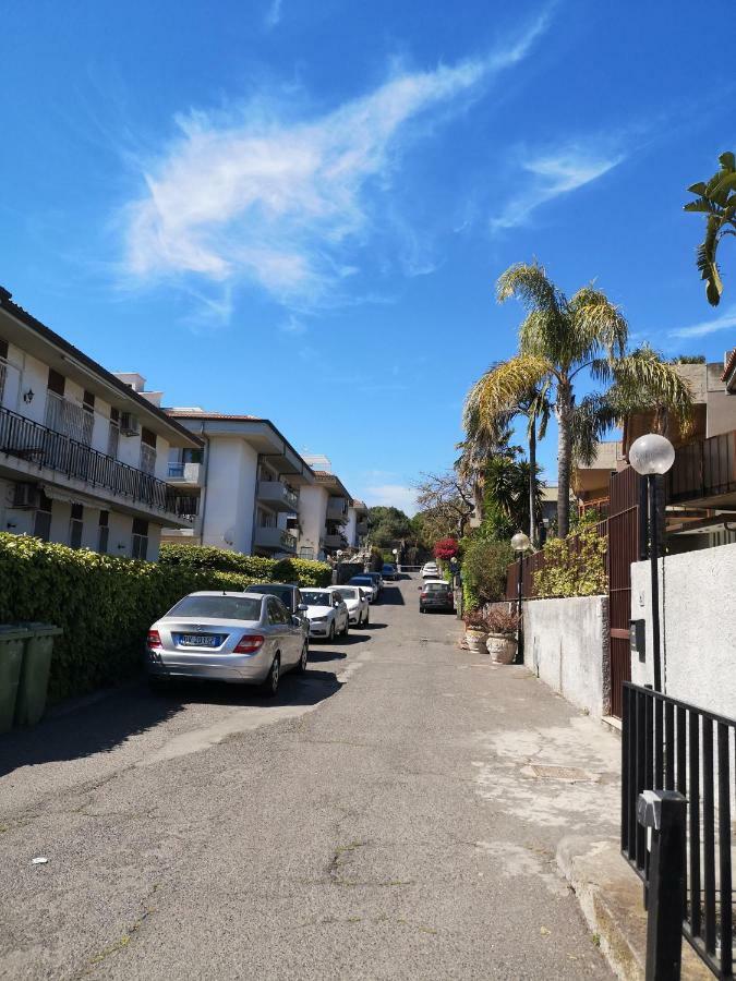 La Lampara Apartment Aci Castello Eksteriør bilde