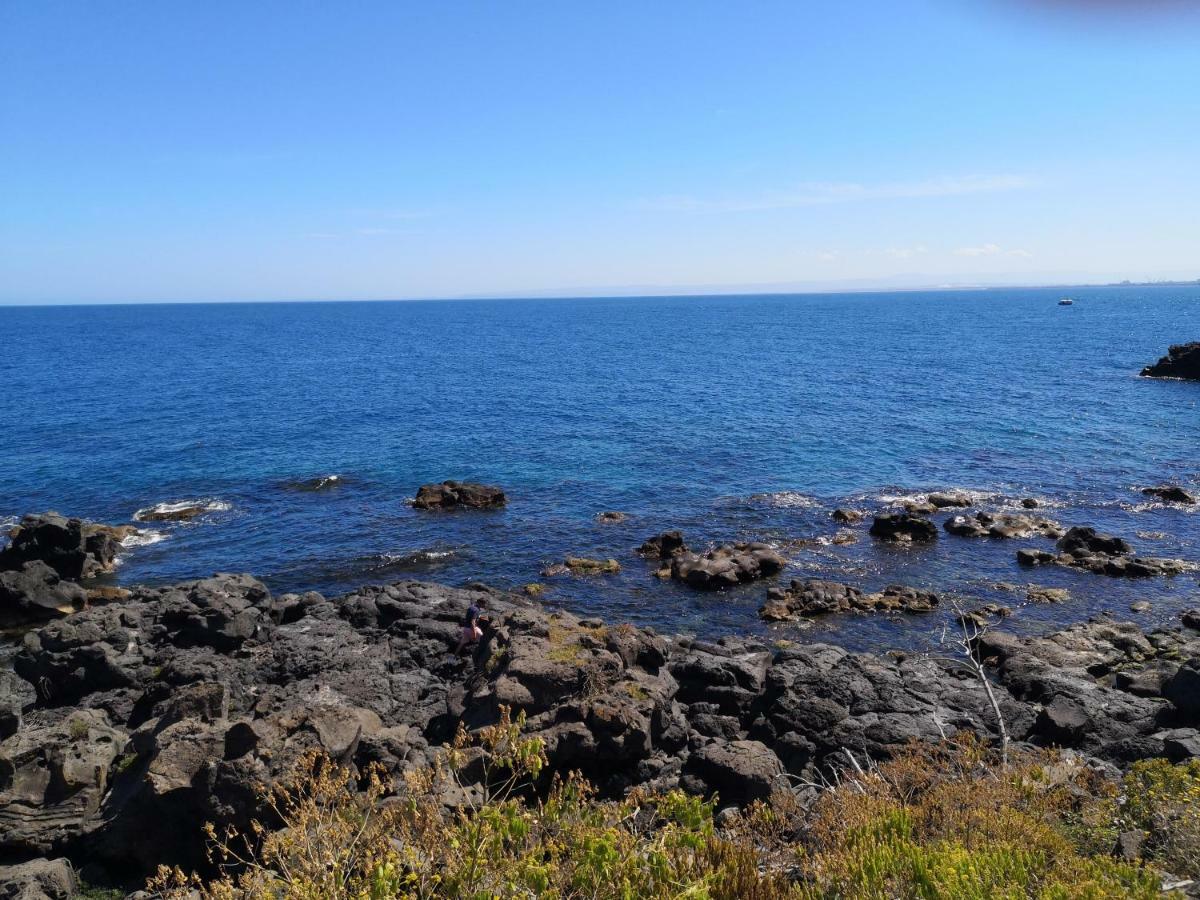 La Lampara Apartment Aci Castello Eksteriør bilde